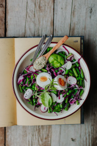 foodiesfeed.com_healthy-green-beans-salad-with-egg-and-hemp-seeds